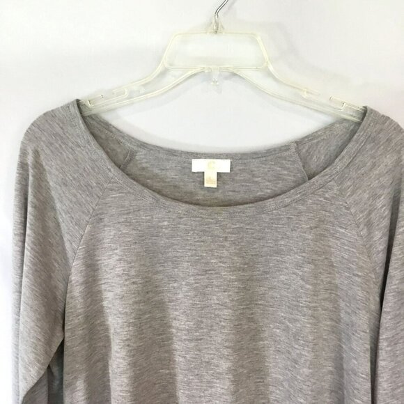 "C" Long Sleeve Tee Colorblock Pullover Women's Size Large in Gray and Burgundy - Picture 2 of 8